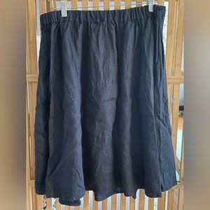Herself skirt
Linen
Size XL